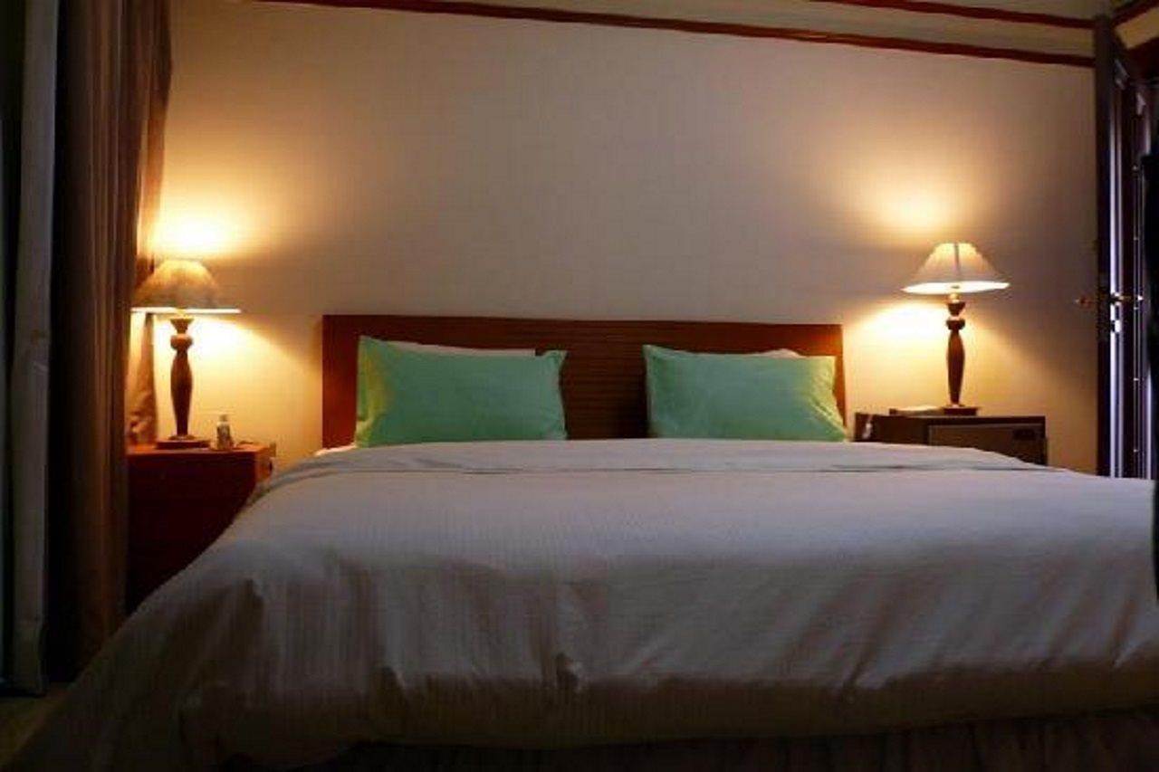 Somerset Grand Citra Yakarta Exterior foto